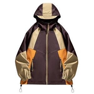 Customize Penal Design Softshell Jacket Trending Oversized Windproof Winter Jacket Stylish Multi-Pockets Zipper Women Jacket - Product Image 3