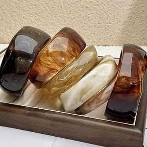 Géométrique Irrégulier Grand Bracelet en Résine Géométrie Acrylique Chunky Stack Acétate Bracelet d'été Cadeau pour Elle - Product Image 4