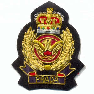 Insigne de logo en tissu personnalisé Écussons brodés Écussons de broderie cousus à repasser pour vêtements Écusson tissé - Product Image 1