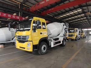 Camion malaxeur à béton Isuzu Howo d'occasion de 6 mètres cubes avec moteur, pompe et boîte de vitesses - Transport de ciment en vrac à haute efficacité - Product Image 2