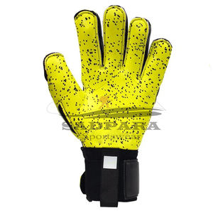 Gants de gardien de but de football en cuir confortable sur mesure de haute qualité avec protection des doigts et du pouce unisexe - Product Image 3