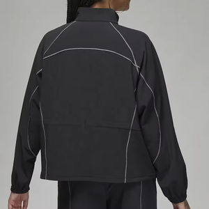 Ensemble survêtement femme grande taille hiver 2026, coupe-vent, blocs de couleur, fermeture éclair, veste de survêtement à capuche, col à fermeture éclair, design de fermeture éclair sur le devant, pantalon court - Product Image 2