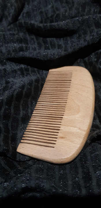 Peine de Madera para Desenredar el Cabello al Mejor Precio al por Mayor, Peine de Madera de Neem de Alta Calidad para Uso Doméstico, Peine de Bolsillo Pequeño con Acabado Natural - Product Image 4