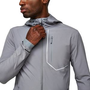 Ensemble de survêtement de sport 2 pièces personnalisé pour hommes, coupe-vent réfléchissant en nylon pour l'entraînement et la course, collection 2026 - Product Image 4