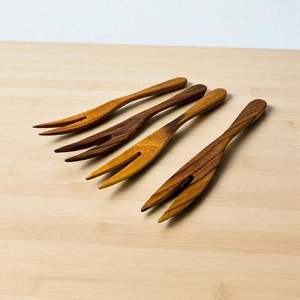 Posavasos de Madera Modernos Hechos a Mano, Ecológicos y Reutilizables, Tapetes y Almohadillas de Alta Calidad, Posavasos de Calidad de Exportación - Product Image 4