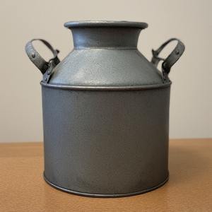 Bidon de lait galvanisé rustique élégant fabriqué à la main avec style antique parfait pour les maisons cuisines jardin extérieur décoration de ferme - Product Image 4