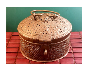 กล่องชาปาติทำด้วยมือทำจากทองเหลืองรูปทรงกลม - Product Image 4