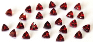 Grenat Naturel Trillion Facette 5mm-Grenat Rouge Lâche Qualité Supérieure - Product Image 5