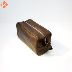 Top Sales Personalised Leather Toiletry kit Mens Wash Pouch <b>Bag</b> For Man Waterproof Dopp Kit <b>Bag</b> - Product Image 3