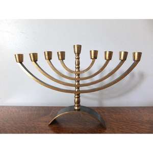 Candelabro dorado de 9 brazos hecho a mano, candelabro de latón Stan y Menorah para accesorios de decoración de boda, candelabro judío - Product Image 3
