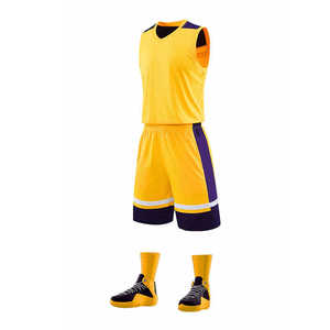 Uniformes d'entraînement en maille respirante personnalisés, tenue de sport attrayante, kit de vêtements de sport à bas prix, maillots de basket-ball pour adultes - Taille plus - Product Image 1