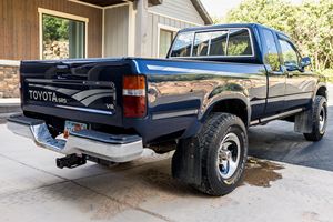 TOYOTA TTA Pickup XtraCab SR5 4x4 USADA de 1992 - Product Image 4