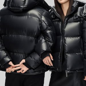 Chaqueta Acolchada Unisex Impermeable, Cortavientos y Transpirable con Capucha Ajustable, Tejido Suave, Personalización OEM para Uso en Exteriores en Invierno - Product Image 6