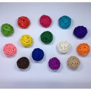 Bola de Ratán Hecha a Mano, Producto Decorativo Ecológico - Product Image 6