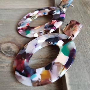 ต่างหูเรซิ่นปักลาย ทำมือ สแตนเลส เครื่องประดับแฟชั่นสำหรับผู้หญิง สาวๆ สไตล์คลาสสิกสำหรับงานแต่งงาน คุณภาพสูง - Product Image 1