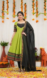 Kurti Elegante para Mujer, Diseño Jacquard sin Seda con Bordado, Manga 3/4, Estilo Adulto, Listo para Exportación - Product Image 5