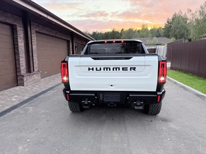 G.M.C Hummer EV AWD 2022, toit métallique automatique, simple, foncé, sièges en cuir, batterie au lithium, toit ouvrant panoramique, équipements haut de gamme - Product Image 2