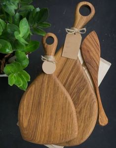 Nouvelle arrivée Planche à découper en bois durable fabriquée avec du bois de qualité supérieure pour une utilisation durable et un accessoire de cuisine élégant - Product Image 5