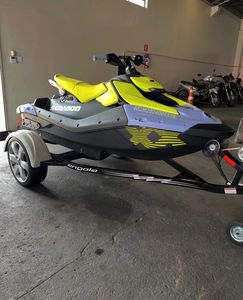 Moto Acuática de Alta Velocidad para Dos Personas, de Fibra de Vidrio, Bajo Consumo de Combustible, para Deportes y Actividades al Aire Libre - Product Image 5