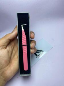 Pince à épiler professionnelle d'extension de cils de botte de volume de 90 degrés d'acier inoxydable de prix usine avec la boîte adaptée aux besoins du client - Product Image 6