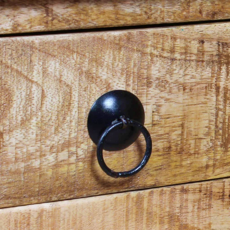 ดำ &amp; ธรรมชาติ