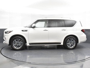 Infiniti QX80 Luxe 2023 Usado, en Excelentes Condiciones, Equipamiento Estándar y Confortable - Product Image 5