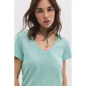 Camiseta Básica de Lino con Cuello en V - Product Image 2