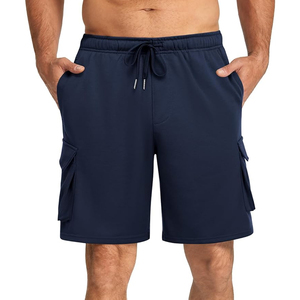 Auténticos pantalones cortos de corte recto para hombre, diseñados para un movimiento cómodo, con una apariencia limpia y una presencia casual elegante. - Product Image 6