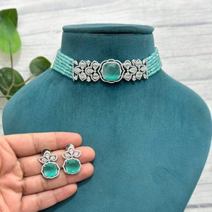 Ensemble de collier et de boucles d'oreilles en argent de qualité supérieure avec pierres CZ tendance, collection de vêtements de mariage pour femmes - Product Image 1