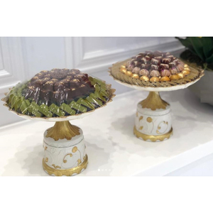 Bol à chocolat en métal argenté de qualité supérieure avec support en bambou doré Affichage de chocolat moderne écologique pour les mariages et les événements - Product Image 5