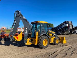 Mini Retroexcavadora y Cargadora de Ruedas John Deere 410P 2024 con Componentes Huade y Motor PowerTech de Alta Eficiencia - Product Image 3