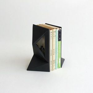 Serre-livres en métal populaire avec un design moderne élégant idéal pour organiser des livres et ajouter du charme à n'importe quel décor - Product Image 4
