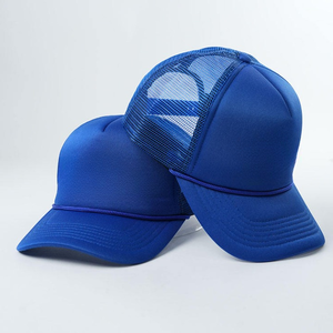 Casquette de camionneur en maille tendance Casquette Snapback réglable pour hommes femmes jeunes | Couvre-chef parfait pour l'extérieur et le style urbain - Product Image 1