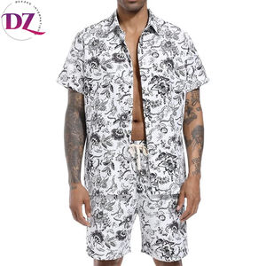 ชุดเสื้อยืดและกางเกงขาสั้นผ้าฝ้ายอินเทรนด์สำหรับผู้ชายดีไซน์ไม่ซ้ำใครสำหรับชุดลำลองและชุดชายหาดทุกวัน - Product Image 1