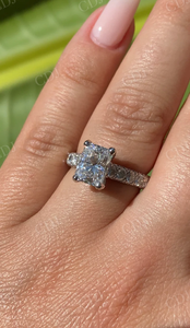 1.50CT Radiant Cut Moissanite Bague de fiançailles Hidden Halo Set Bague de mariage Micro Pave Eternity Rings pour femmes 14k Gold Jewelry - Product Image 2