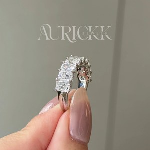 Anillo de Compromiso de Media Eternidad con Diamante Moissanite de Corte Radiante, Chapado en Oro de 14K y Rodio, para Regalo de Aniversario de Bodas o Fiesta - Product Image 5