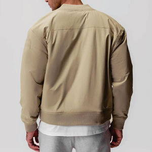 Chaqueta universitaria de diseño personalizado para hombre de la mejor calidad estilo transpirable de gran tamaño al por mayor con servicio OEM - Product Image 6