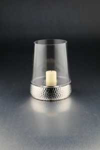 Bougeoir décoratif en chrome texturé avec abat-jour en verre transparent, contemporain pour Noël et Pâques - Product Image 5