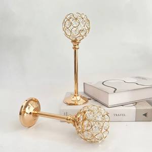 Beau bougeoir en laiton et cristal Dîner romantique aux chandelles élégant, mariage, décoration d'intérieur - Product Image 2