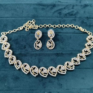 AD Indian Ethnic Jewelry Trendy Bridal Beaded Wedding Set with <b>Pearl</b> Bell Pattern Earrings Necklace Fashion <b>Chokers</b> Necklace - Product Image 1