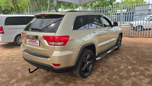 รถยนต์มือสองคุณภาพดีราคาประหยัด ปี 2011 จี๊ป แกรนด์ เชโรกี 3.6 ลิมิเต็ด พวงมาลัยขวา - Product Image 6