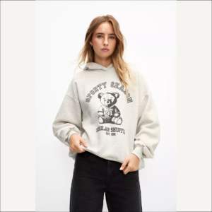 IOTA SPORTS Sudaderas con capucha con estampado de pantalla para mujer 380GSM Fleece Muy suave Fleece Luxury Streetwear Style Mujeres Sudaderas con capucha y sudaderas - Product Image 3
