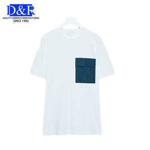 เสื้อยืดคอกลมแขนสั้นผู้ชายสไตล์ลำลอง ผ้าฝ้าย 100% ทรงโอเวอร์ไซส์ มีกระเป๋าเก๋ไก๋ ดีไซน์ระบายอากาศได้ดี เหมาะสำหรับใส่ทำงาน - Product Image 1