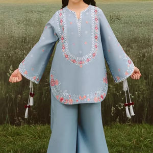 Lehenga Choli de luxe pour filles pakistanaises, tenue de soirée formelle, broderie traditionnelle, robe pour mariages, festivals, soleil - Product Image 1