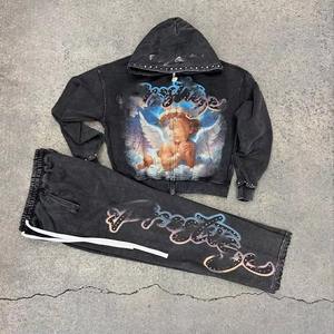 Ensemble de sweat-shirt à capuche personnalisé pour homme, imprimé à l'écran, lavé, avec pantalon de survêtement à jambes évasées, orné de strass, pour l'hiver - Product Image 1