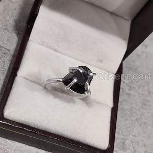 Rough Womens Ring Natural Garnet Gemstone January Birthstone Prong Band <b>Valentine</b> <b>Gift</b> Handmade Jewelry 925 Sterling Silver Ring - Product Image 3