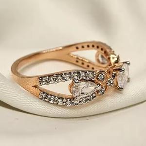 Diamant de laboratoire en gros véritable 10K 14K 18K or massif VVS Moissanite bague de fiançailles bague de mariage glacé - Product Image 4