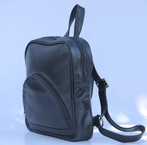 Bolso de cuero original unisex de alta calidad personalizable con logotipo bordado o impreso personalizado en cuero PU - Product Image 1