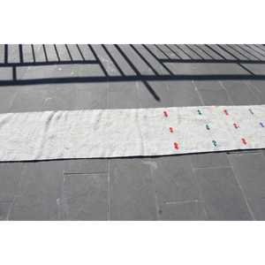 Alfombra Turca, Alfombra de Pasillo de 1.7x9.1 pies, Alfombra Vintage de Lana Blanca Sólida - Product Image 2