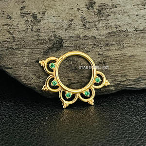 14K Or Massif CZ Vert Diamant Daith Piercing Fine Jewelry. - Product Image 3